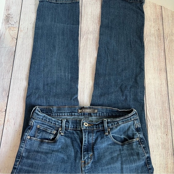 505 Levi’s Straight Leg Blue Jeans 10 - Picture 2 of 6